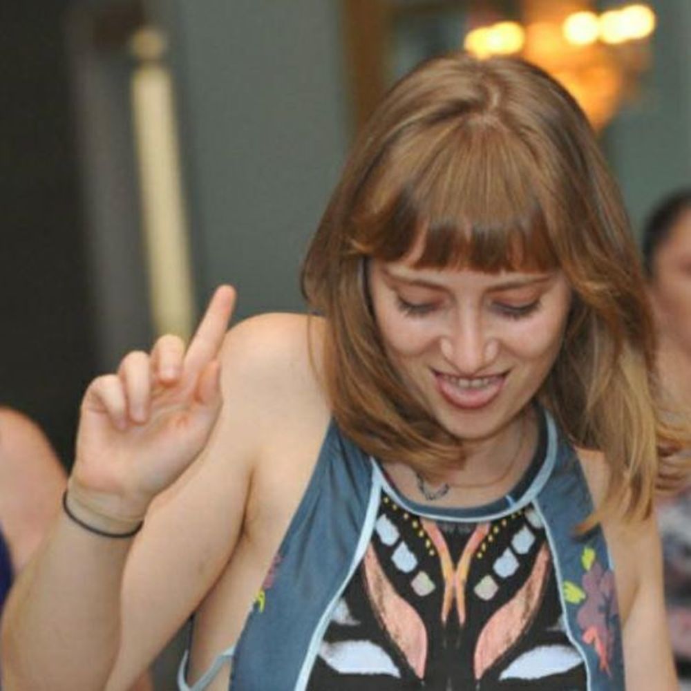 Meet your Posher, Emily